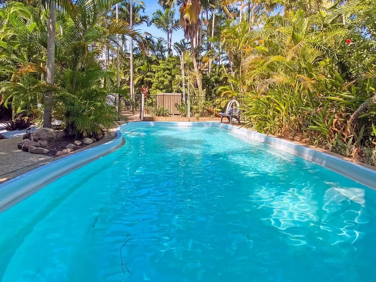 Beachside Palms Unit 4 Nelly Bay Apartman