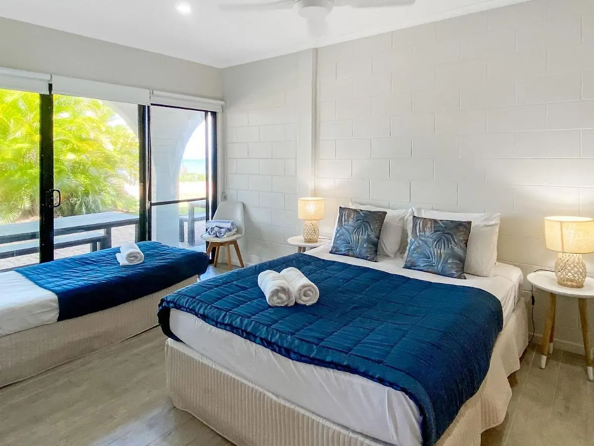 Beachside Palms Unit 4 Nelly Bay 0*,
